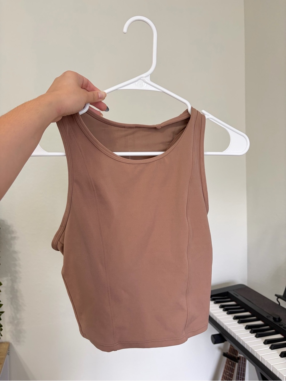 Athletic top Neck in Brown